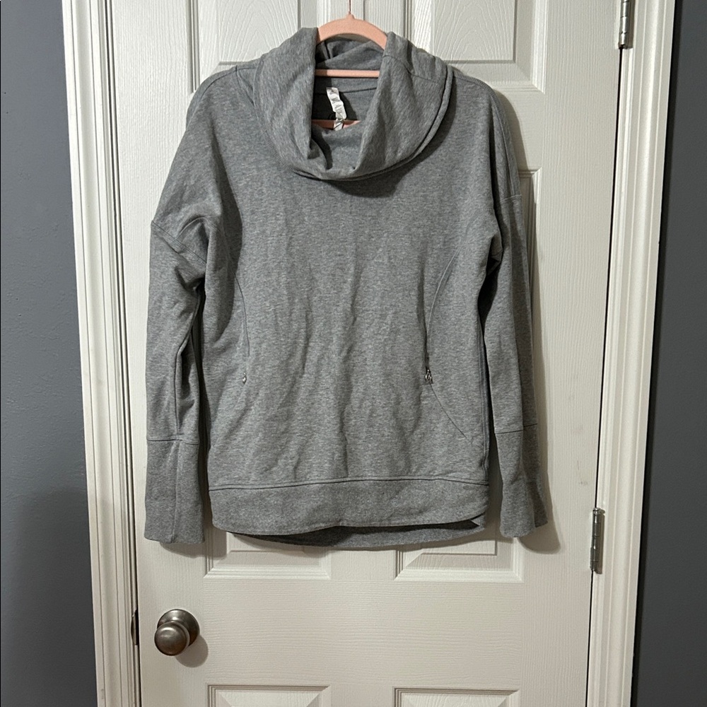 lululemon Rest Day Pullover Vintage Gray Woman’s size 6